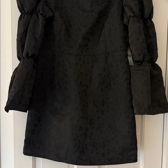 New Hyacinth House M Mini Elegant Black Dress - Picture 4 of 4